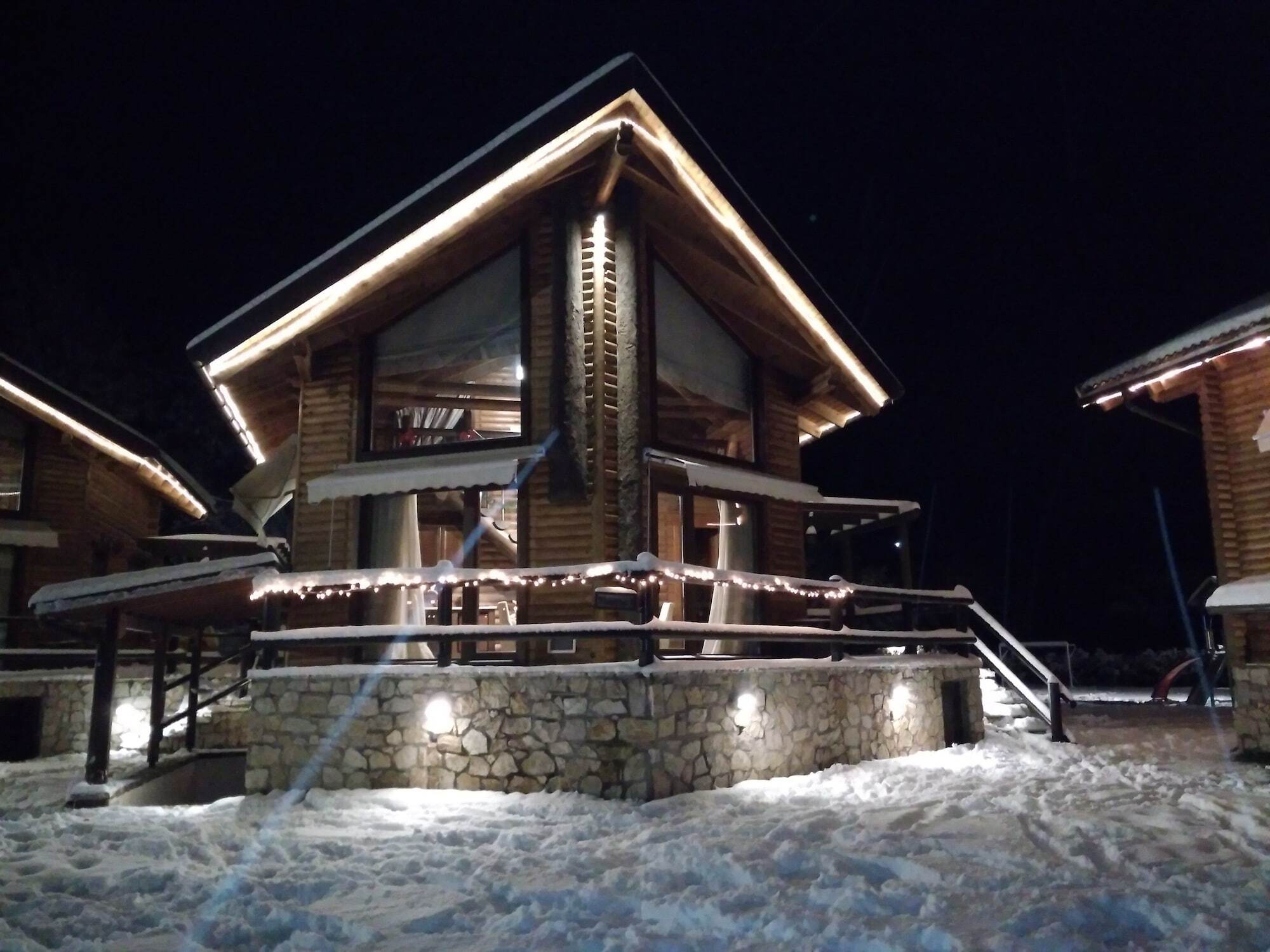 Natura Chalets Mega Chorio Buitenkant foto